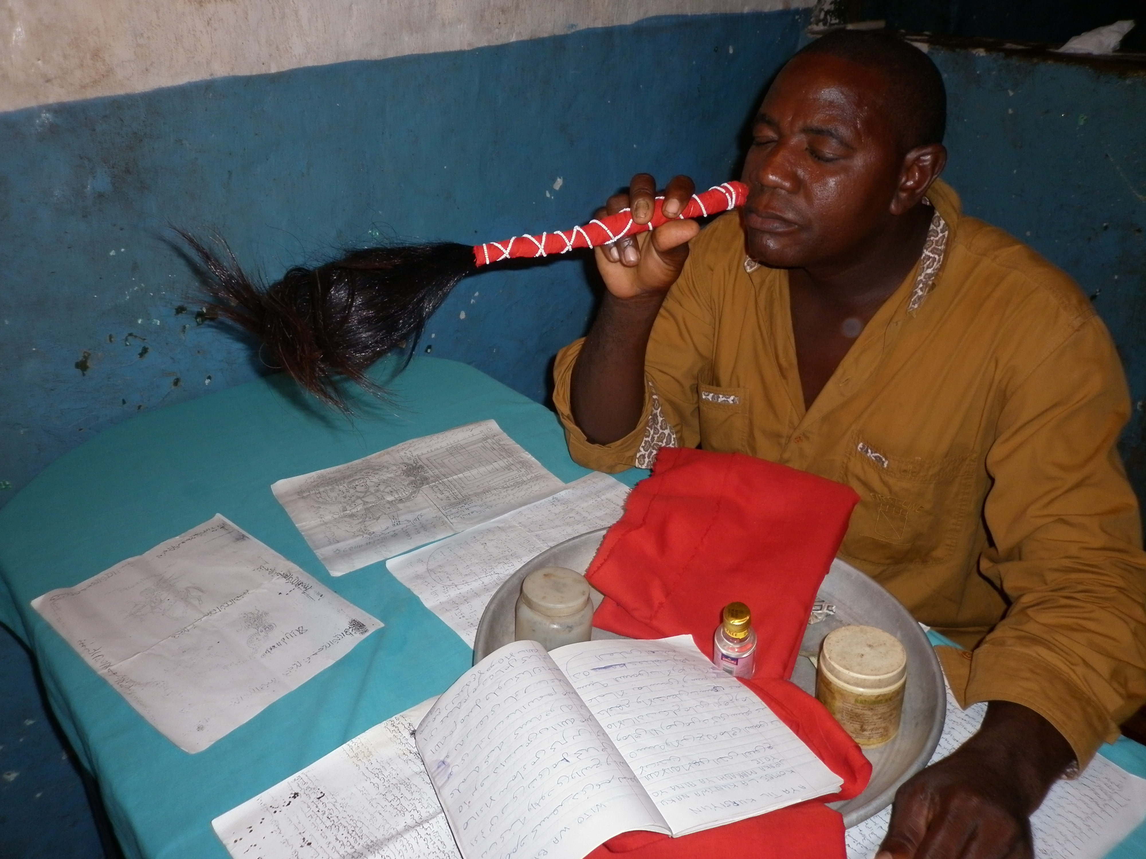 2011: Info verzamelen van natuurgenezers in Zuid-Zanzibar